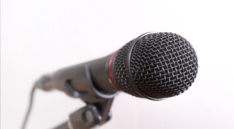 マイクから拾った音に反応するパッチ